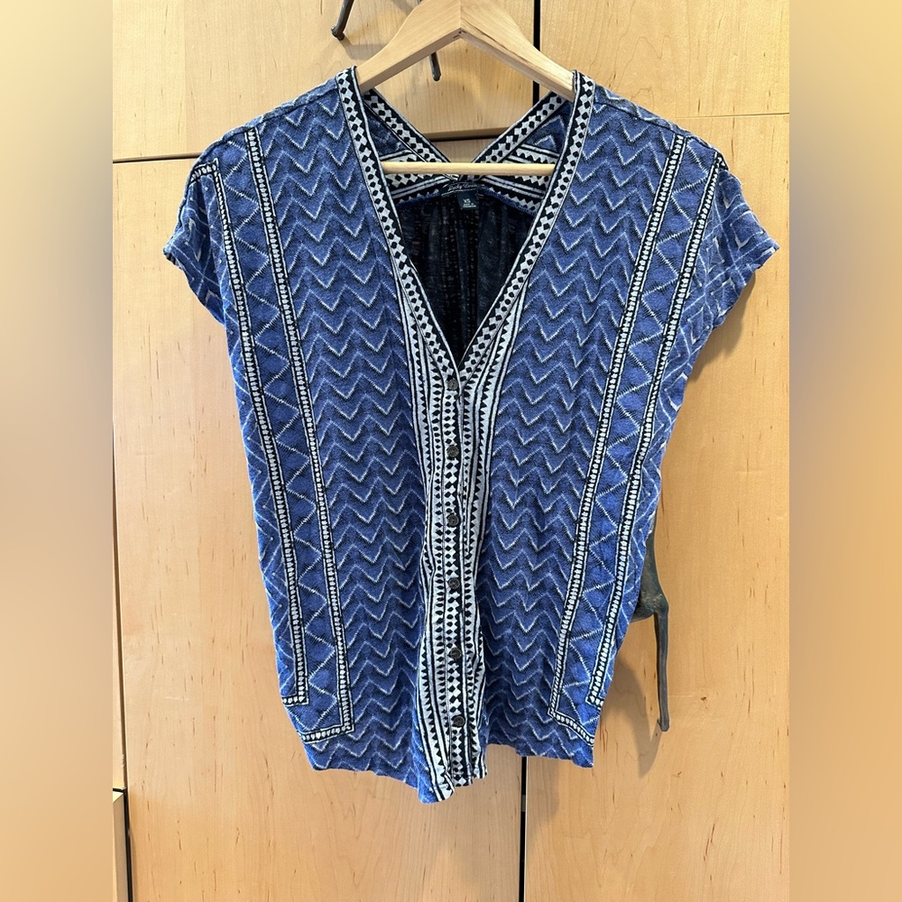 Lucky Brand causal shirt size S